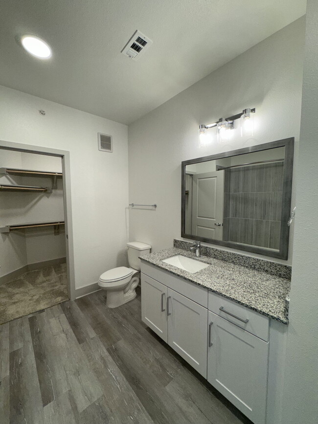 Building Photo - 5432 Huffines Blvd