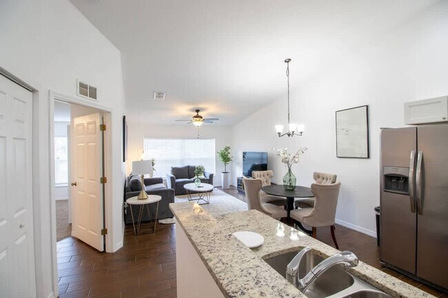 Building Photo - 37135 Grassy Hill Ln