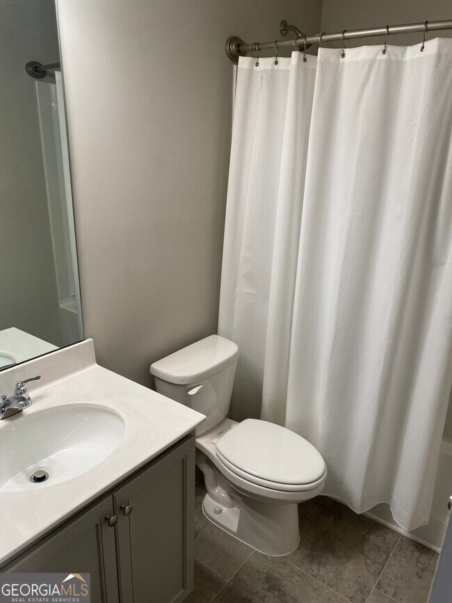 Building Photo - 7055 Mimosa Blf