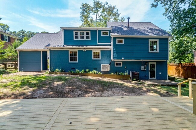 Building Photo - 8005 Candlewood Dr