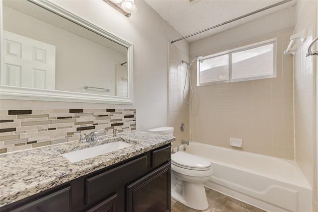 Building Photo - 323 Crestview Dr