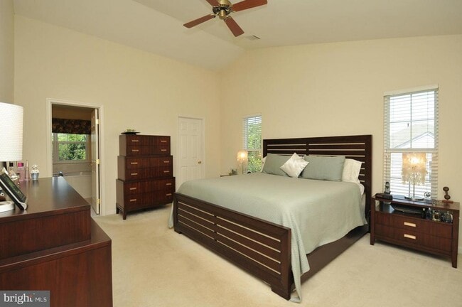 Building Photo - 43156 Malloch Pl