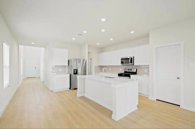 Building Photo - 7815 Ruth Ravine Ct