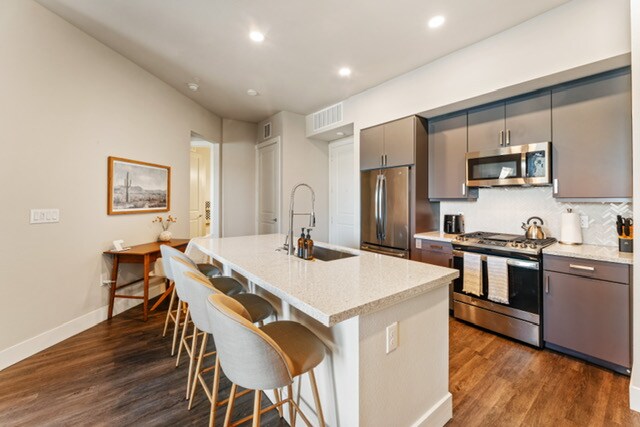 Building Photo - 25120 Panther Bend Ct