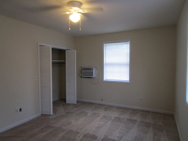 Building Photo - 25 Cuttino Rd