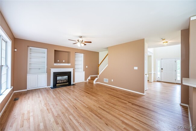 Building Photo - 11012 Jimmy Ridge Dr