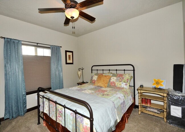 Building Photo - Luxury 3 bed 2 bath Rancher: Miller's Landing