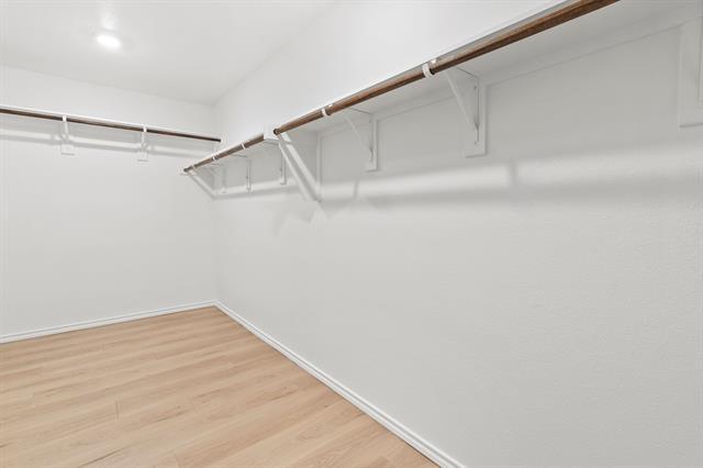 Building Photo - 103 Gallant Fox Ln