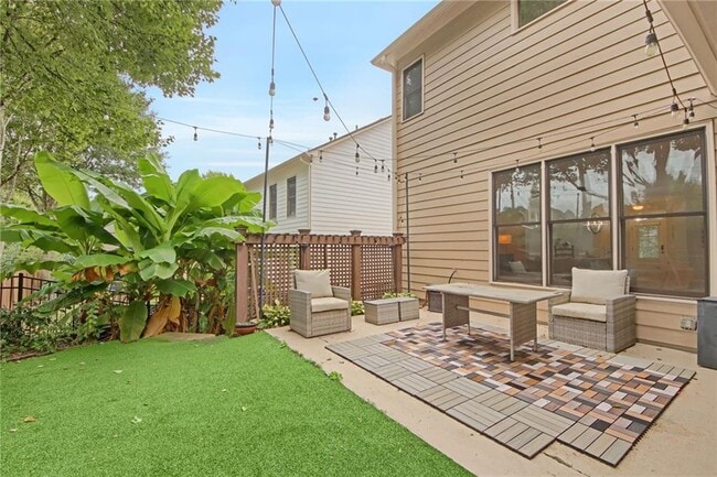 Building Photo - 120 Cornerstone Pl