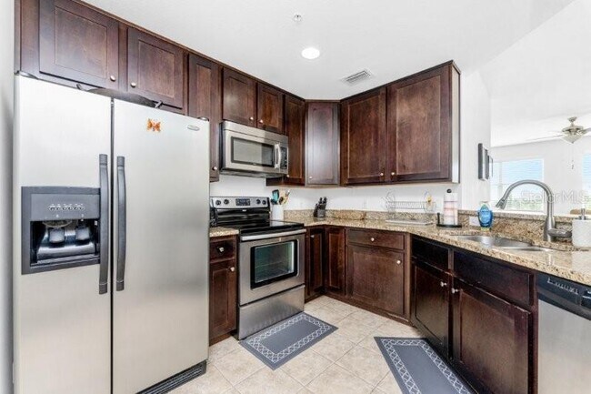 Building Photo - 2001 Bal Harbor Blvd