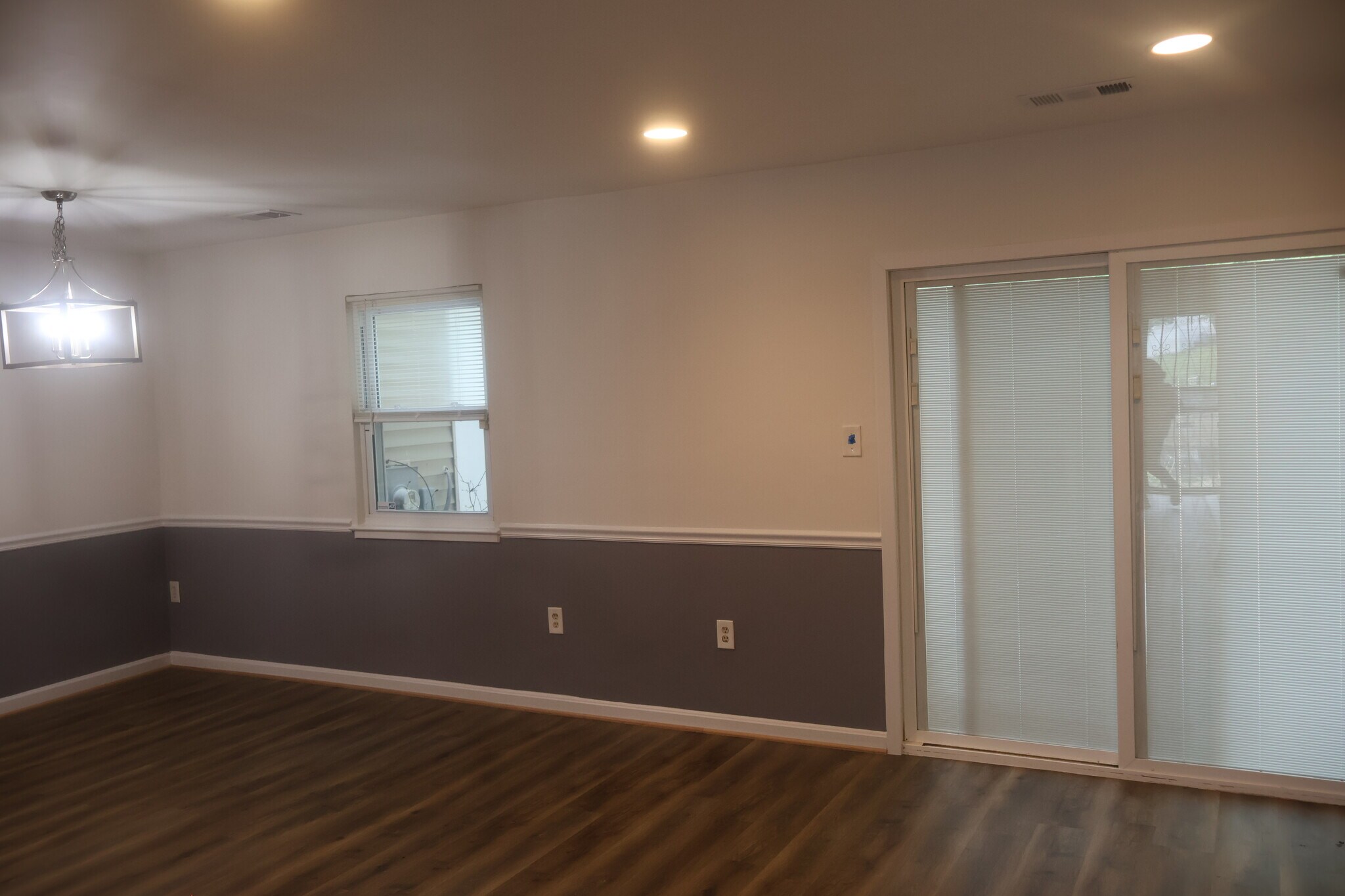 Building Photo - 7617 Swan Ter