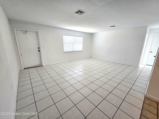 Building Photo - 97 Lucas Rd