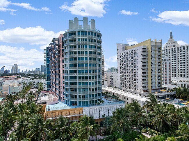 Building Photo - 1500 Ocean Dr