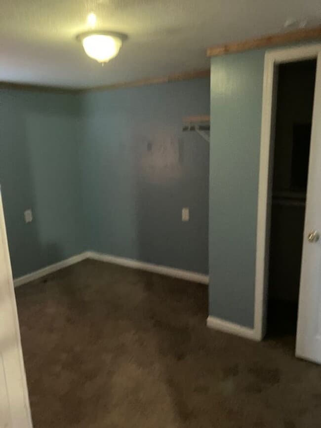 Building Photo - 203 1st St