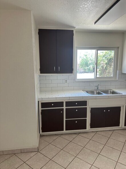 Building Photo - 16119 Spruce St