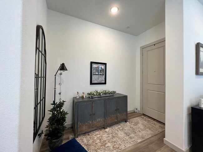 Building Photo - North Richland Hills Texas Townhome For Rent
