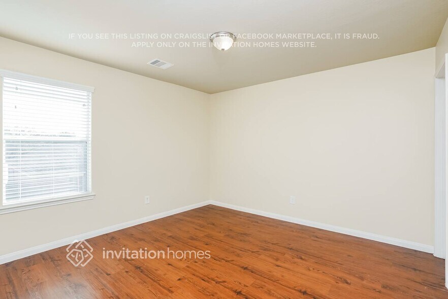 Building Photo - 18723 N Lyford Dr