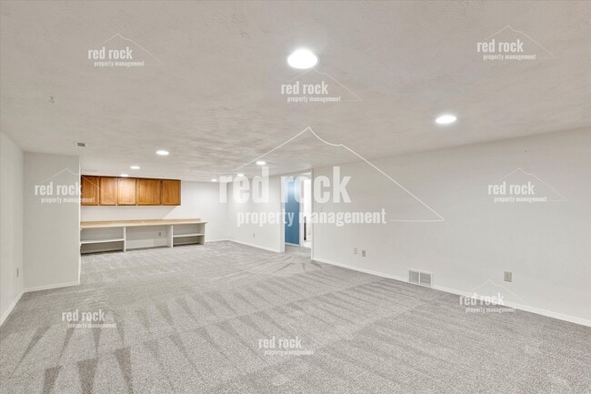 Building Photo - 2211 E 49th Ave