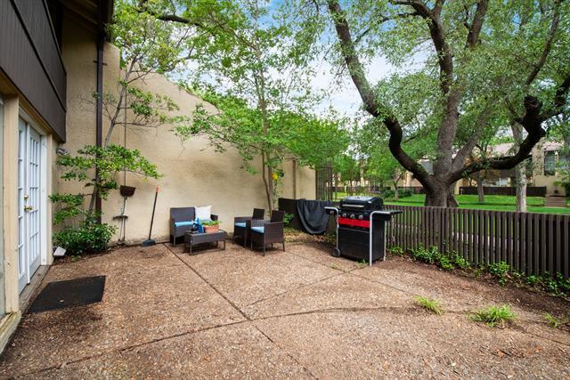 Building Photo - 1107 Portales Ln