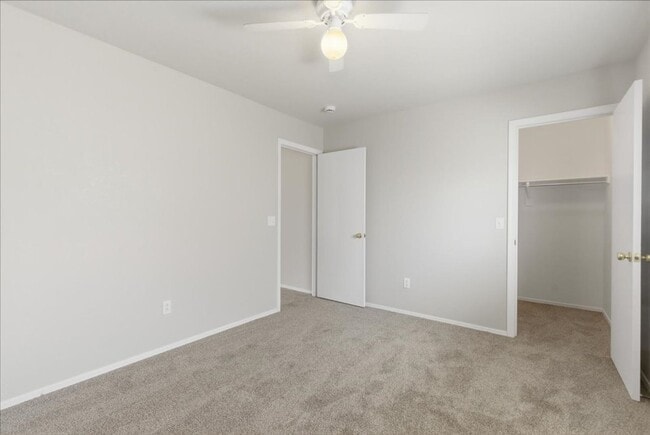 Building Photo - 3 Bedroom Home in Cooper Commons Near S Cooper Rd and E Hunt Highway!