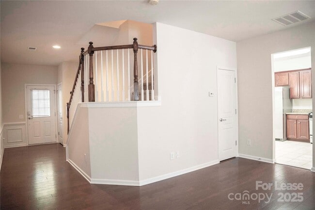 Building Photo - 15558 Canmore Street