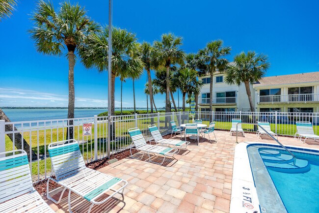 Building Photo - 1451 Gulf Blvd