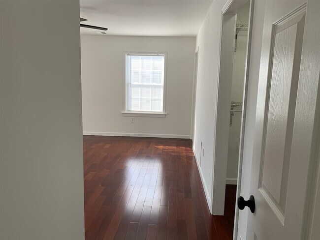 Building Photo - 49 Belmont Ave