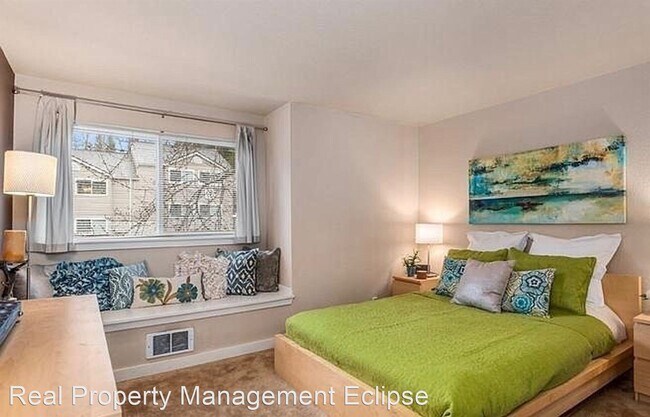 Building Photo - 12036 100th Ave NE