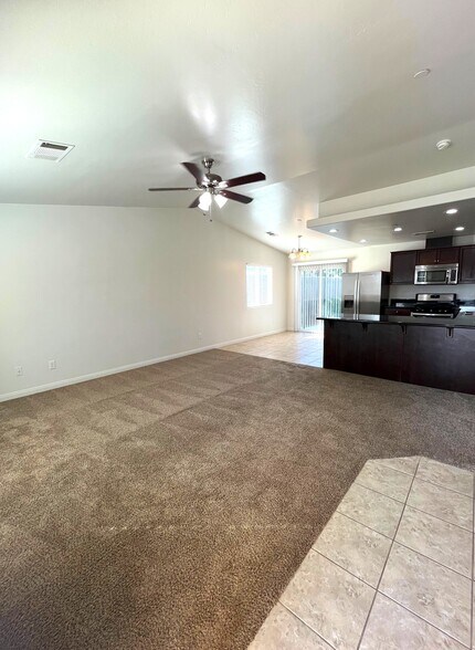 Building Photo - 6125 Kendra St