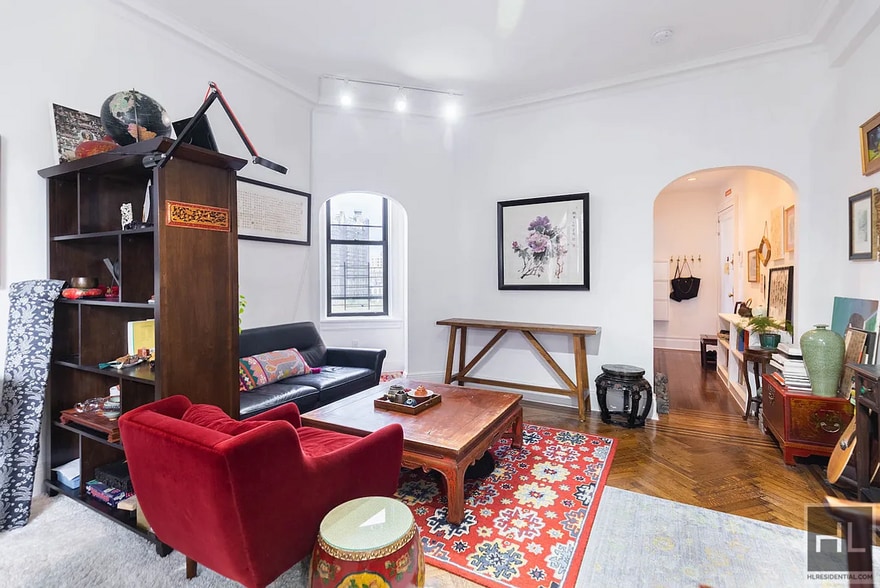 Primary Photo - WEST 72 STREET