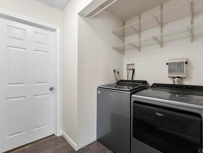 Building Photo - 1671 Pentecost Way