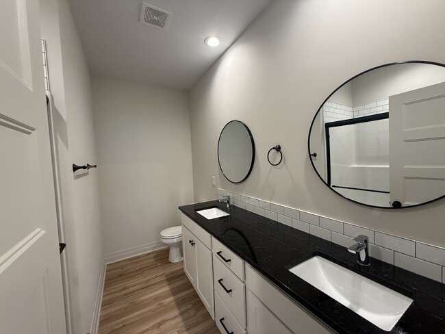 Building Photo - 1823 Liam Ct