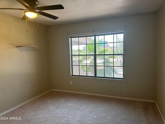 Building Photo - 5950 N 78th St