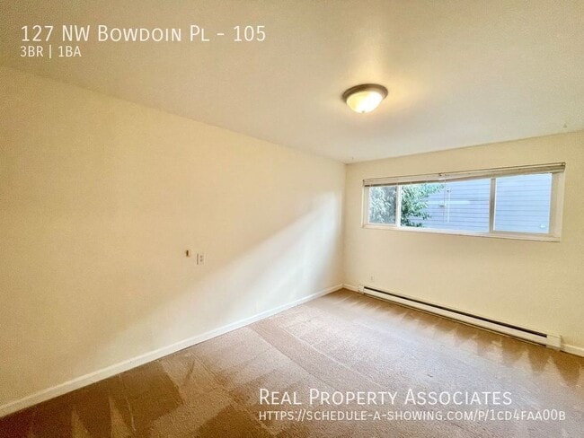 Building Photo - 127 NW Bowdoin Pl