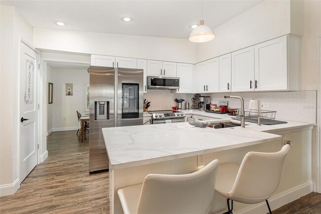 Building Photo - 2721 E Marks St