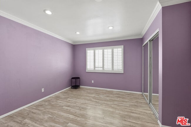 Building Photo - 745 Oxford Ave