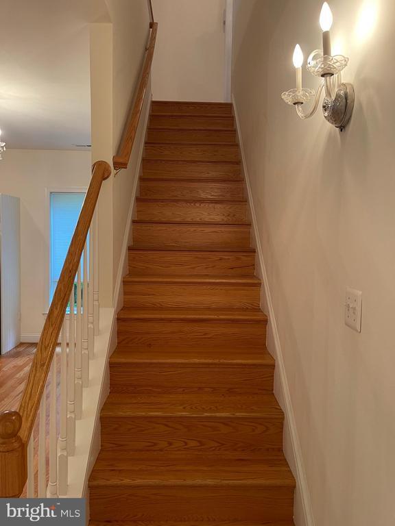 Building Photo - 118 Quaint Acres Dr