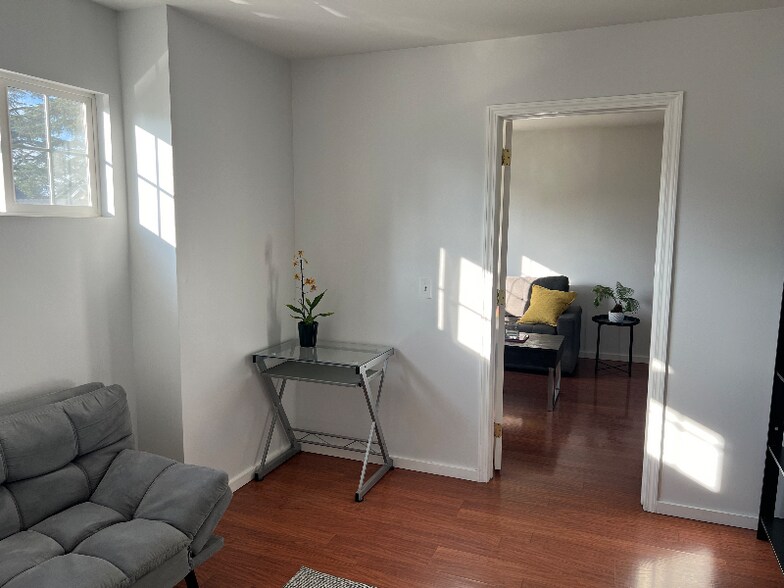 Building Photo - 2078 El Sereno Ave