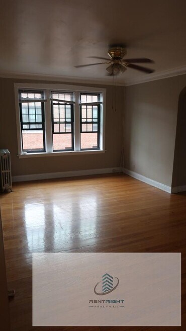 Building Photo - 5018 N Lincoln Ave