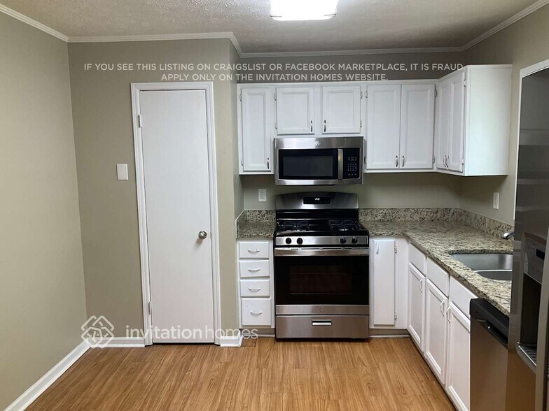 Building Photo - 3597 Chinaberry Ln