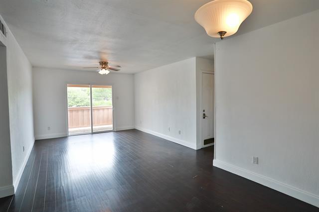 Building Photo - 8110 Skillman St