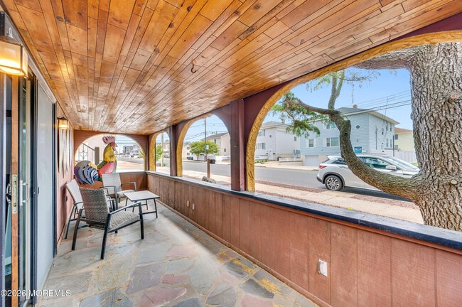 Building Photo - 62 K St
