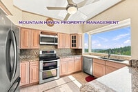Building Photo - 680 Ridgeside Dr