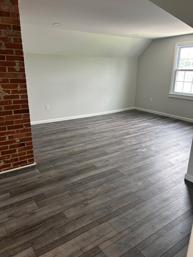 Building Photo - 1752 Parsons Ln