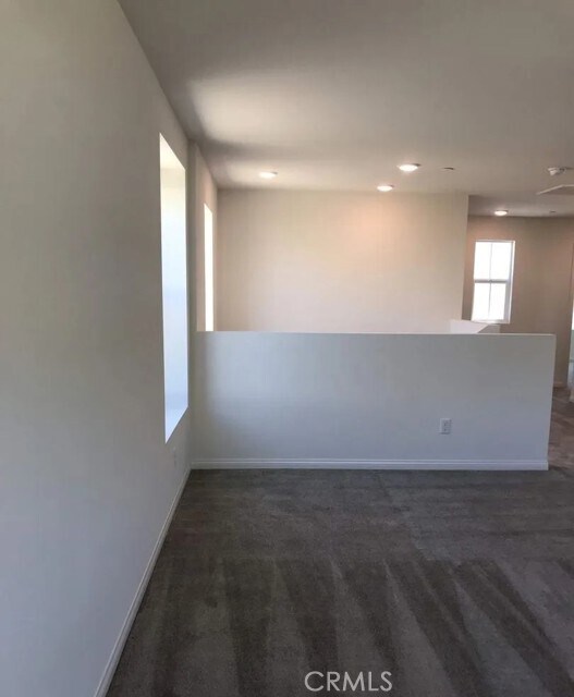 Building Photo - 312 Pomegranate St