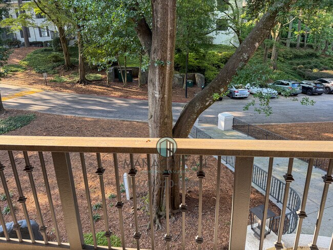 Building Photo - 2 bedroom condo in Atlanta in gated community