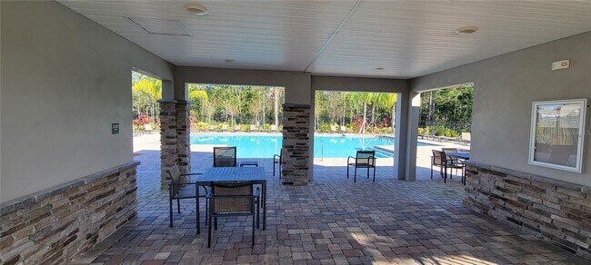 Building Photo - 5126 Magnolia Palm Dr