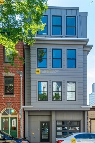 Primary Photo - 223 Paris St