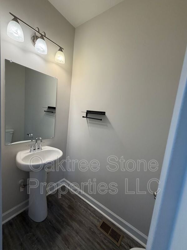 Building Photo - 1985 North St NW