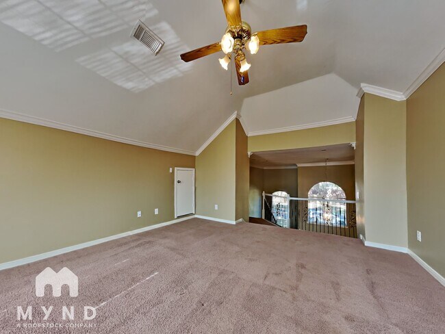 Building Photo - 2219 Garden Terrace Dr